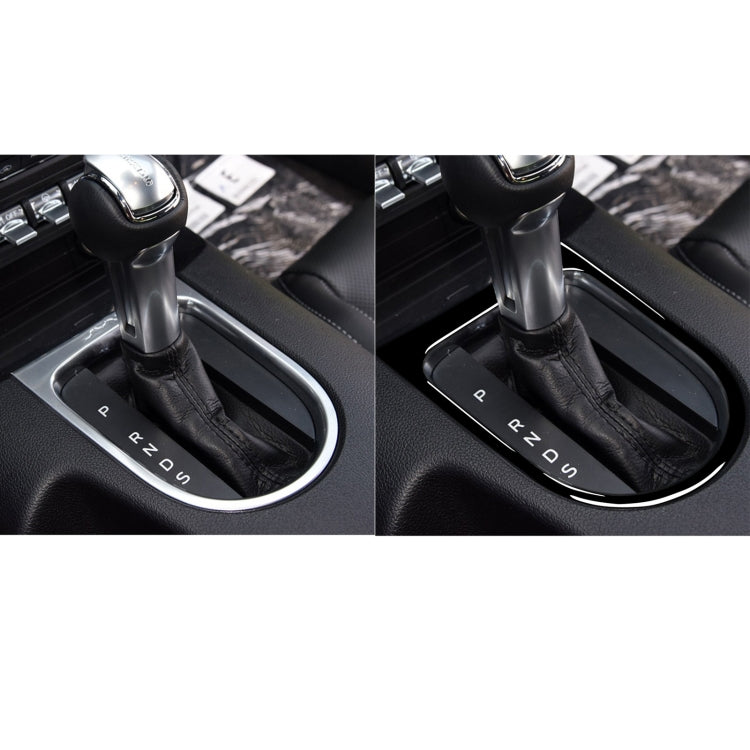 Sleek Piano Black Gear Panel Trim for Ford Mustang (2015-2020) - Universal Fit, Easy Installation