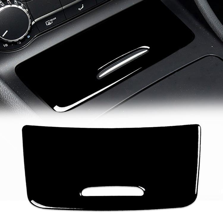 Elegant Decorative Sticker for Mercedes-Benz Cigarette Lighter Cover (A-Class 2013-2018, CLA 2013-2017, GLA 2015-2018) - Universal Fit for Left and Right Drive