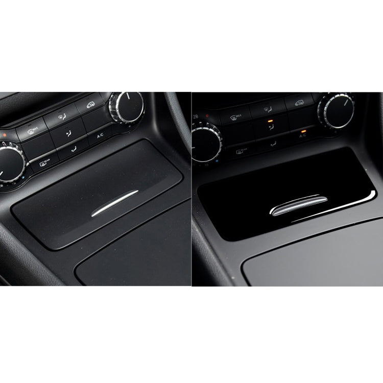 Elegant Decorative Sticker for Mercedes-Benz Cigarette Lighter Cover (A-Class 2013-2018, CLA 2013-2017, GLA 2015-2018) - Universal Fit for Left and Right Drive