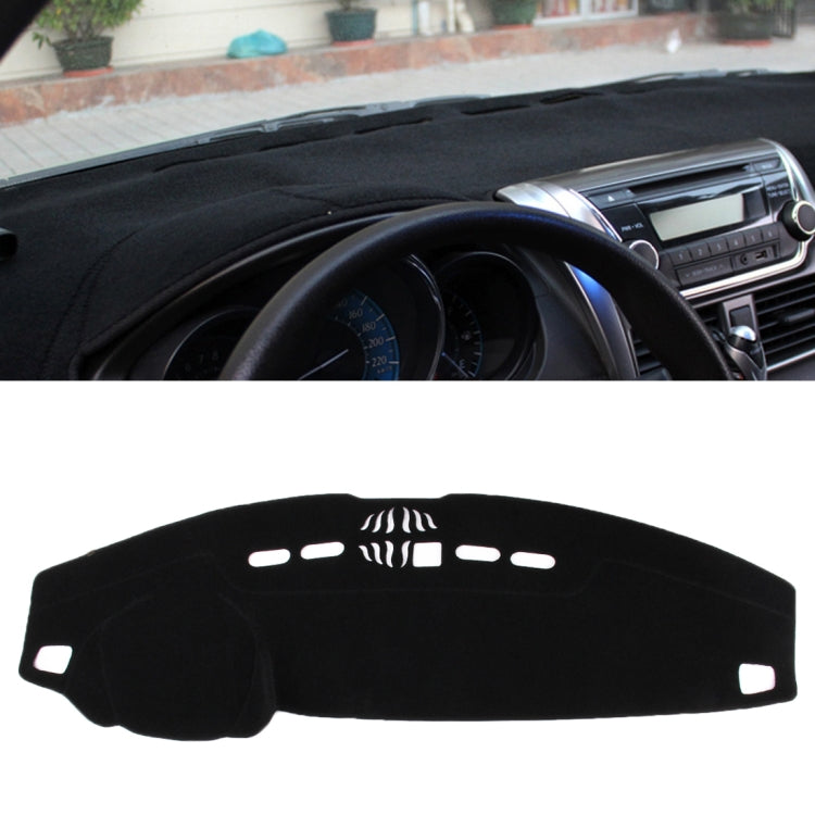 Land Rover Discovery 4/3 Dashboard Sunshield Mat - Custom Fit UV Protection Cover