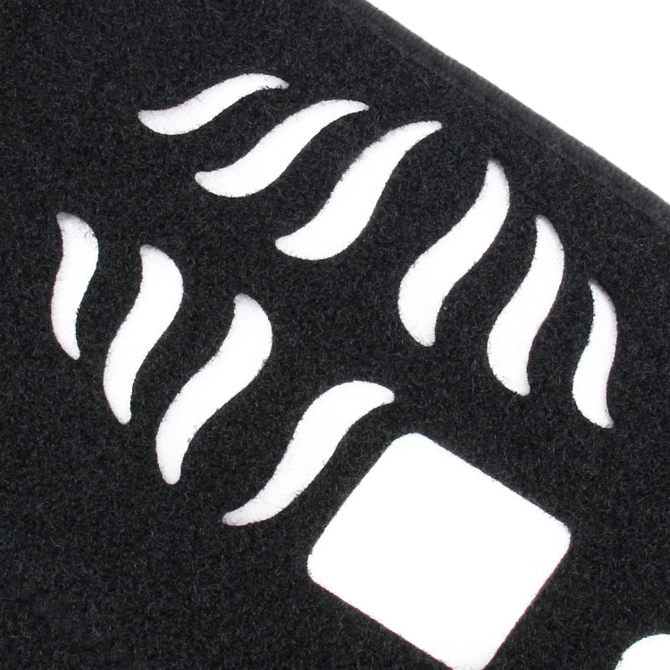 Land Rover Discovery 4/3 Dashboard Sunshield Mat - Custom Fit UV Protection Cover