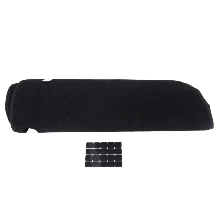 Sleek Sunshield Dash Mat for Venucia B50 / R50 – Ultimate Glare Protection