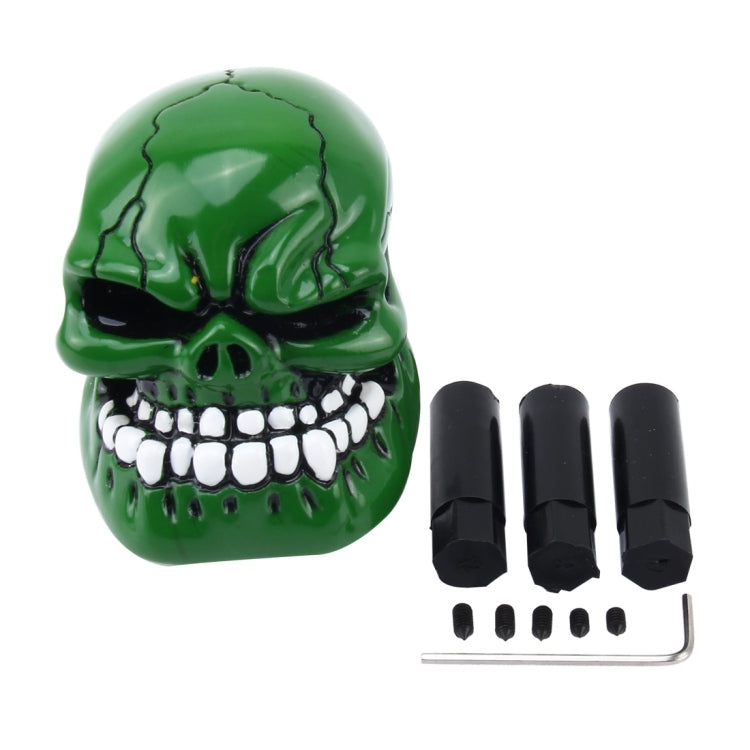 Skull Shaped Gear Shift Knob with Customisable Rubber Covers – Universal Fit for Every Car