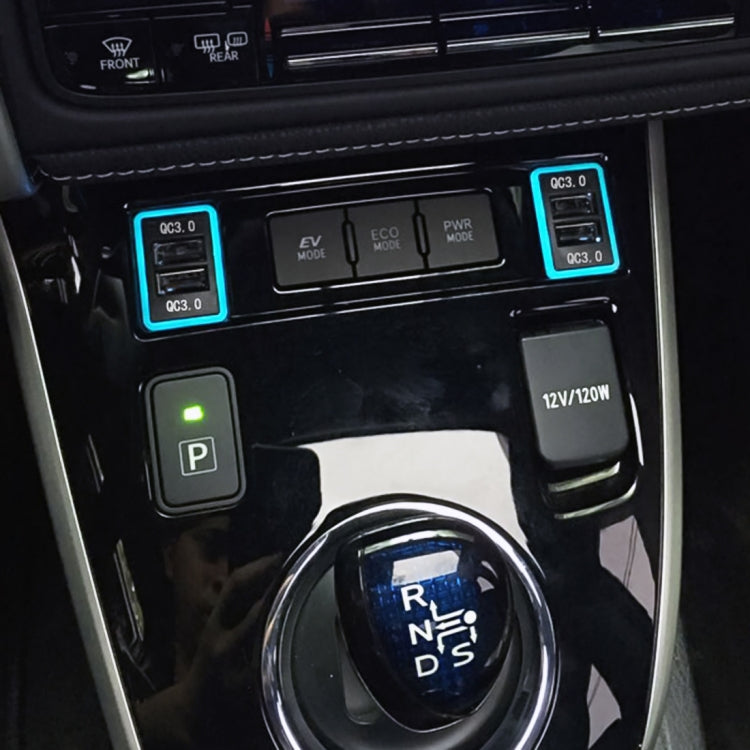 Car QC3.0 Fast Charge USB Interface Modification Charger for Toyota, Cigarette Lighter to Take Power, Cigarette Lighter (Ice Blue Light), Cigarette Lighter (Blue Light), Cigarette Lighter (Green Light), Cigarette Lighter (Red Light)