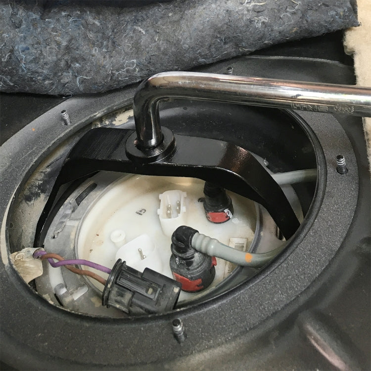 ZK-057 Car Fuel Tank Lock Ring Tool Fuel Pump Senders Removal Install Tool for Mercedes-Benz W204 W207 W212