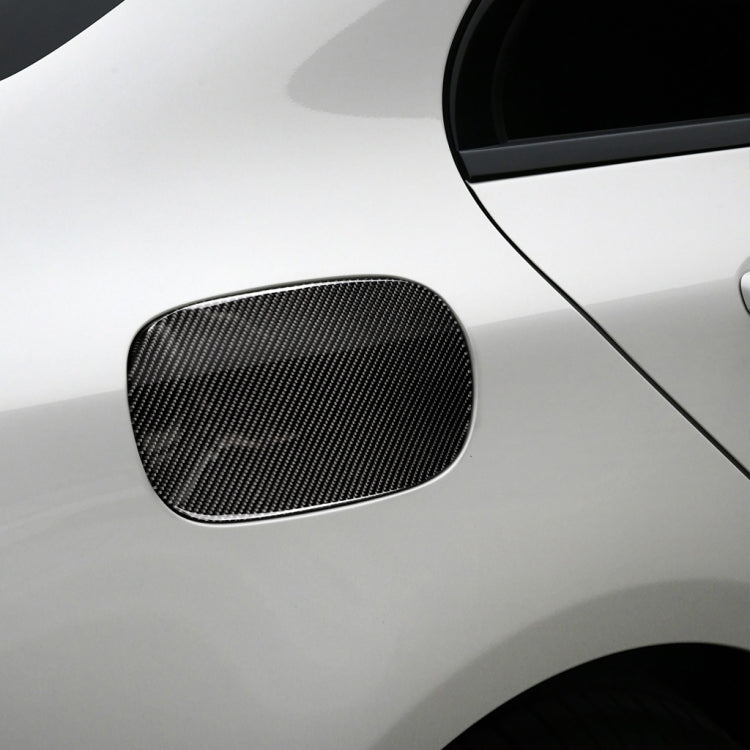 Carbon Fibre Fuel Tank Cap Decorative Sticker for Mercedes-Benz C Class W205 (2015-2018) – Left & Right Drive Universal Fit