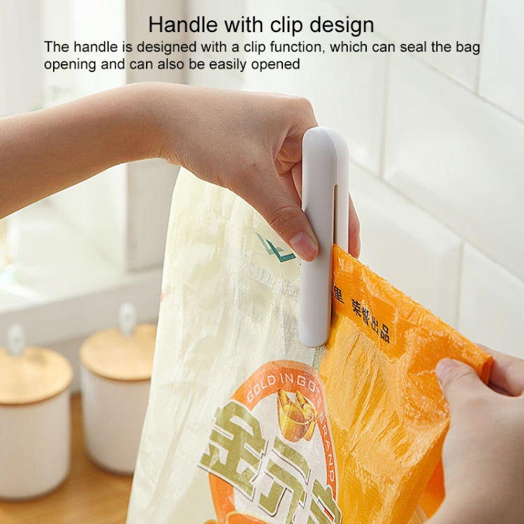 Kitchen Multifunctional Plastic Scoop Rice Spoon Household Measuring Spoon Random Color Delivery