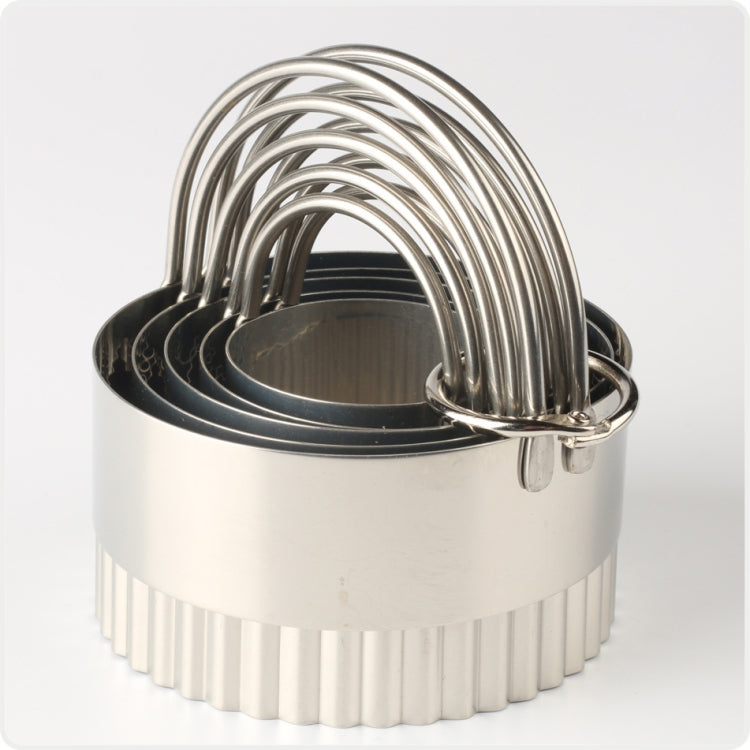 5 in 1 Stainless Steel Circular Wave Pattern Biscuit Cutter Set With Handle Fondant Tool