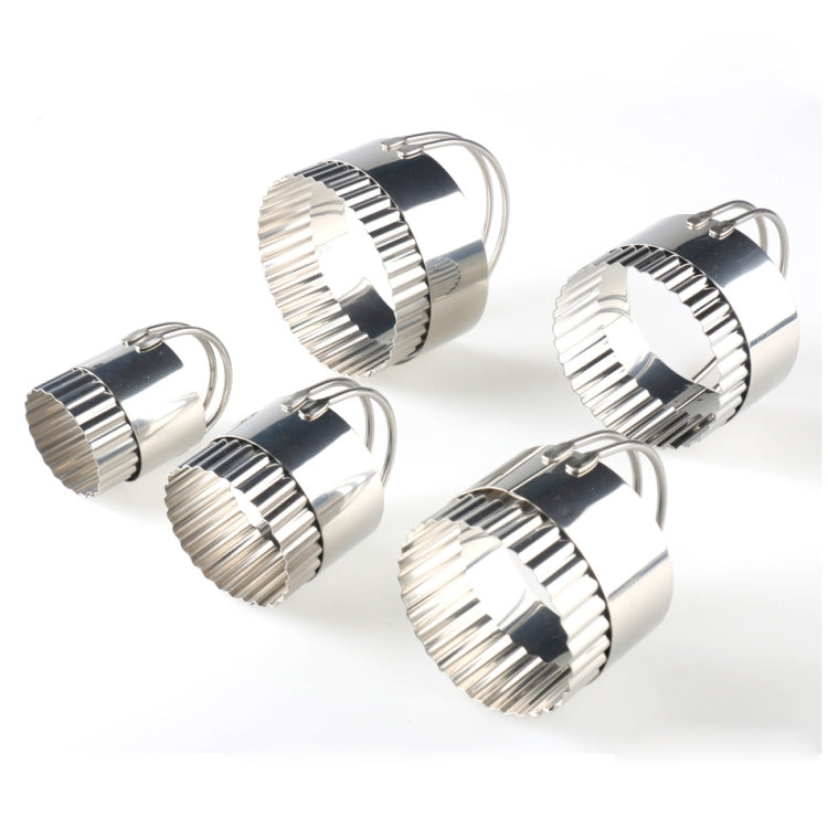 5 in 1 Stainless Steel Circular Wave Pattern Biscuit Cutter Set With Handle Fondant Tool