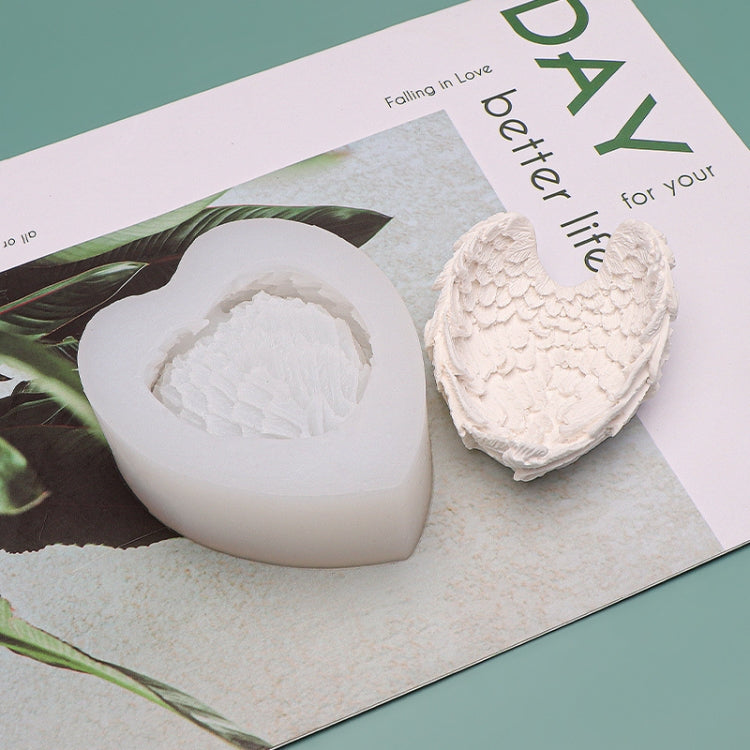 Heart Shaped Angel Wings Silicone Mold Baking Ice Cream Candle Aromatherapy Mold