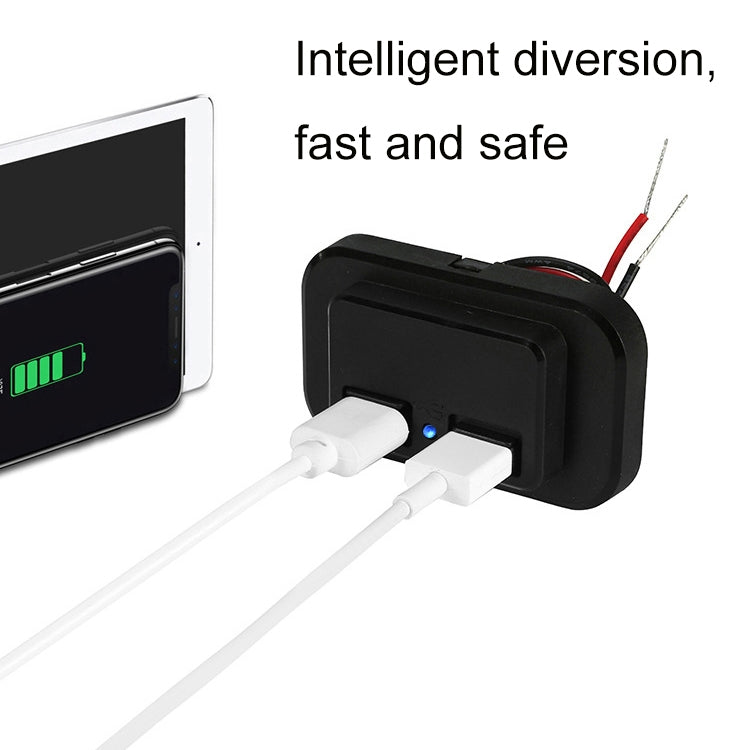 3.1A Punch-Free Automatic Spring Cover RV Bus Modified Car Charger Dual USB Car Charger, 3.1A