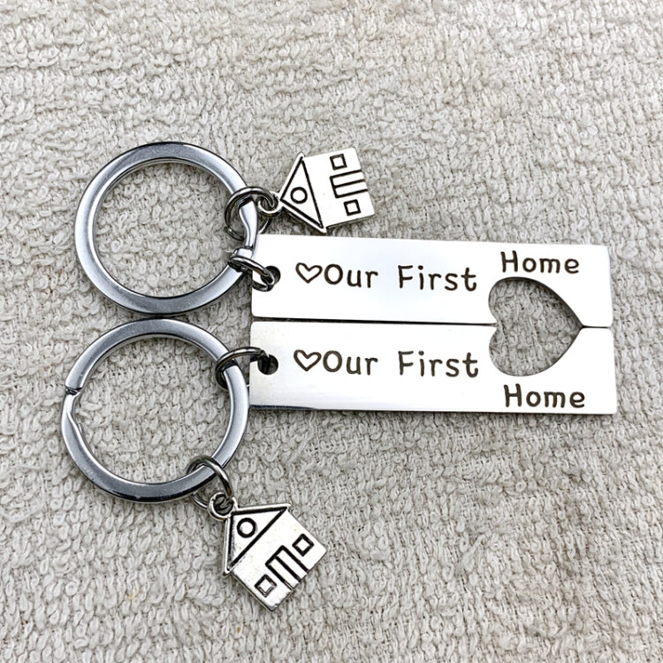 Chic Stainless Steel Keychain Set with House Pendant – Lightweight & Durable