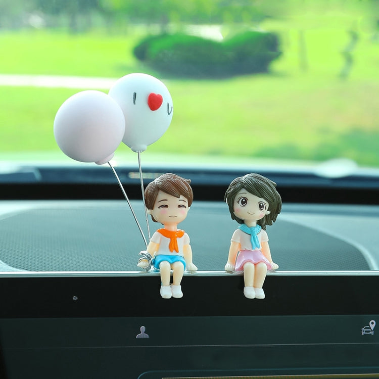 Charming Kissing Couple Car Decoration Doll – PVC Hand-Painted Elegance