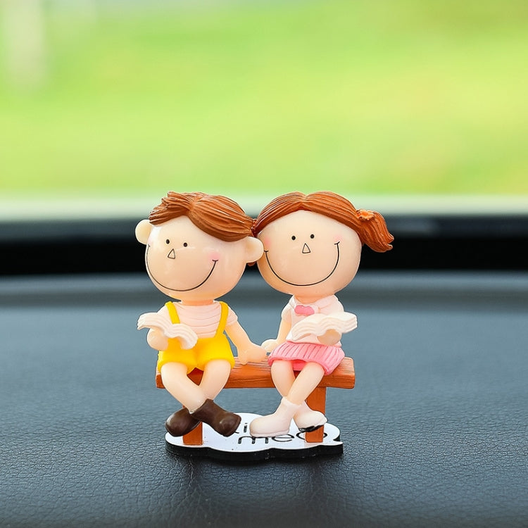 Charming Kissing Couple Car Decoration Doll – PVC Hand-Painted Elegance