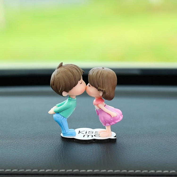 Charming Kissing Couple Car Decoration Doll – PVC Hand-Painted Elegance
