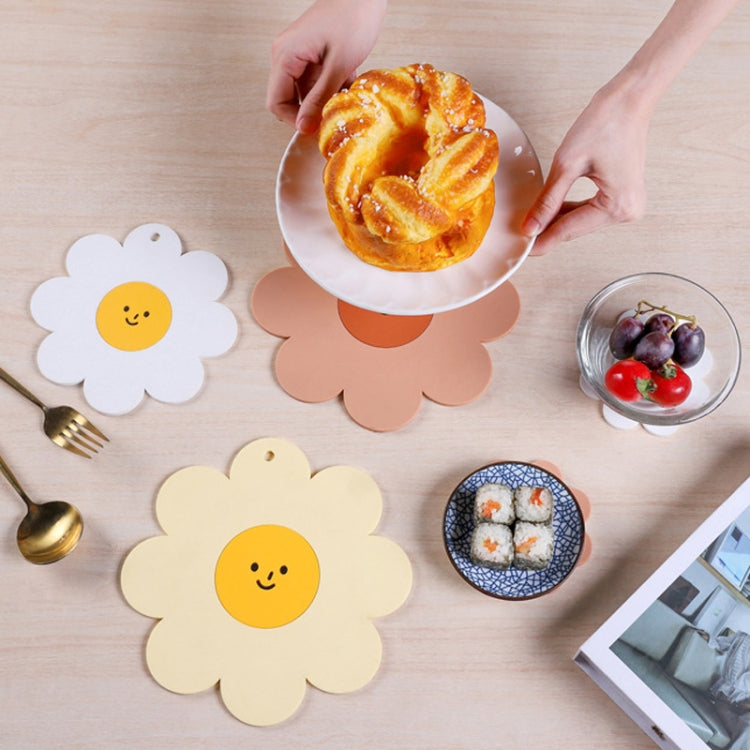 Sunflower Cute PVC Heat Insulation Mat Household High Temperature Resistant Table Pad
